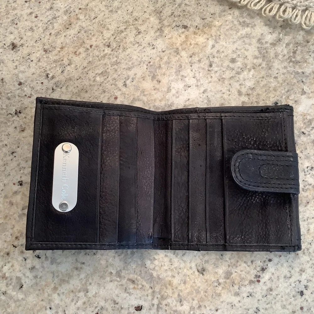 Kenneth Cole Black Billfold Wallet